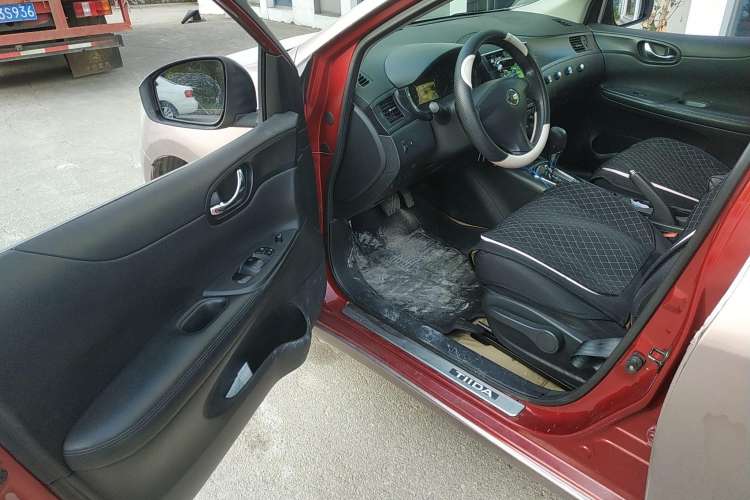 Used Nissan Tiida 2011 1.6L CVT Comfort Model