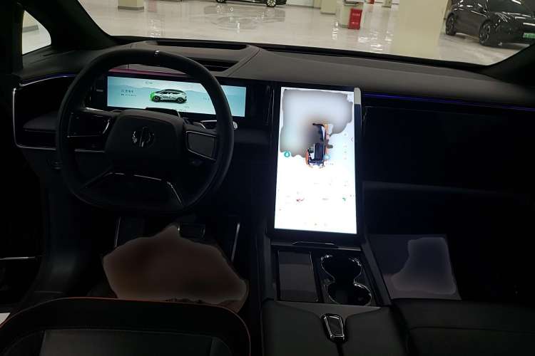 Used HiPhi X 2021 Founder Edition 6-seater