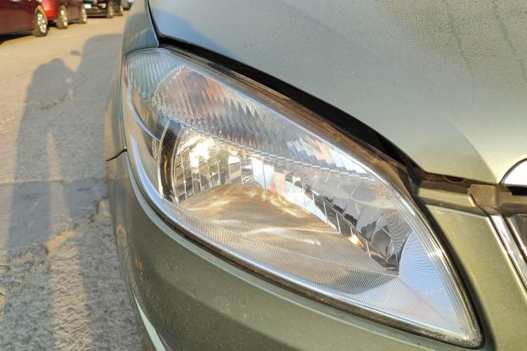 Used Skoda Fabia 2012 1.4L Automatic Crystal Edition
