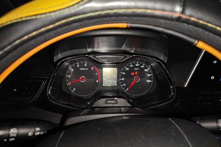 Used Baojun 310 2016 1.2L Manual Luxury Model
