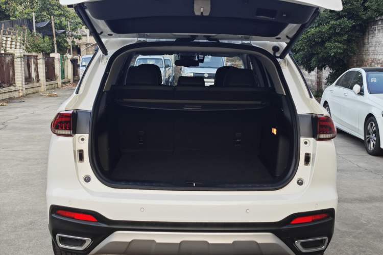 Used GAC Trumpchi GS5 2021 Advanced Model 270T Tech Smart Edition Trunk