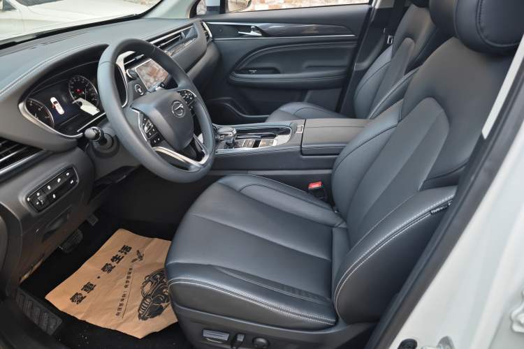 Used GAC Trumpchi GS5 2021 Advanced Model 270T Tech Smart Edition Driver Seat