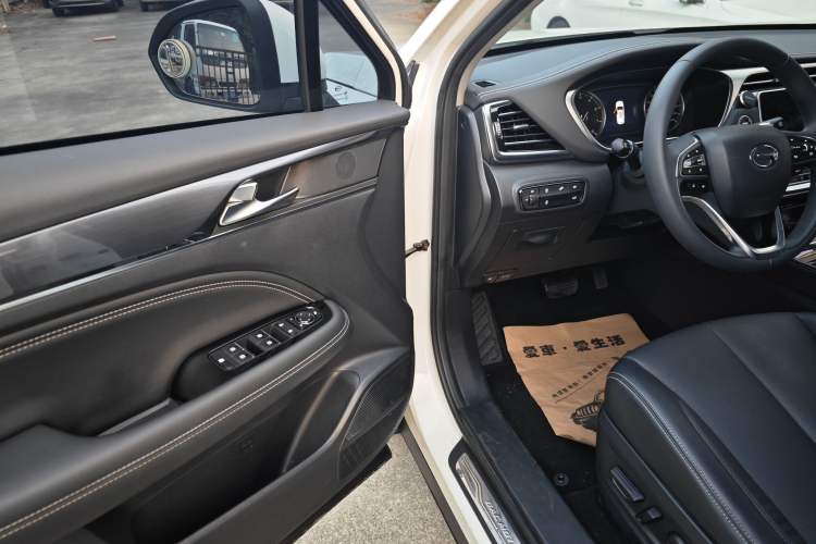 Used GAC Trumpchi GS5 2021 Advanced Model 270T Tech Smart Edition Left Front Seat