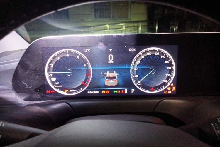 Used Buick GL6 2021 323T Mild Hybrid Connect Prestige Model
