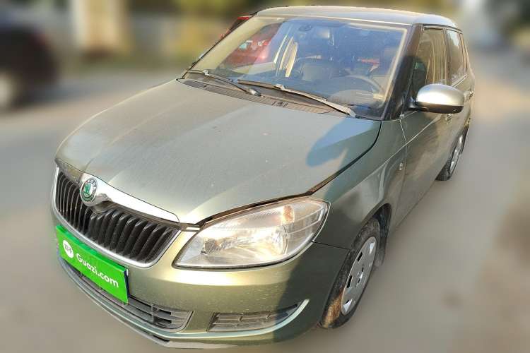 Used Skoda Fabia 2012 1.4L Automatic Crystal Edition