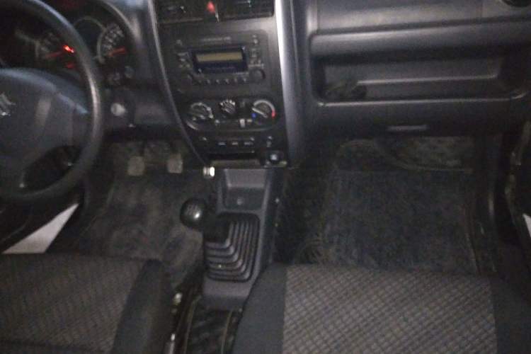 Used Suzuki Jimny 2015 1.3 MT JLX