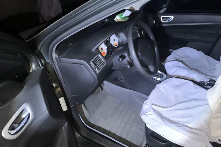 Used Peugeot 307 2009 Hatchback 1.6L Automatic Elite Edition Driver Seat