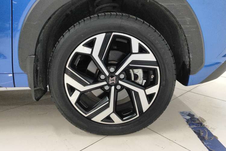 Used SOL X8 2021 300T DCT Leading Smart Connectivity Edition 5-seater