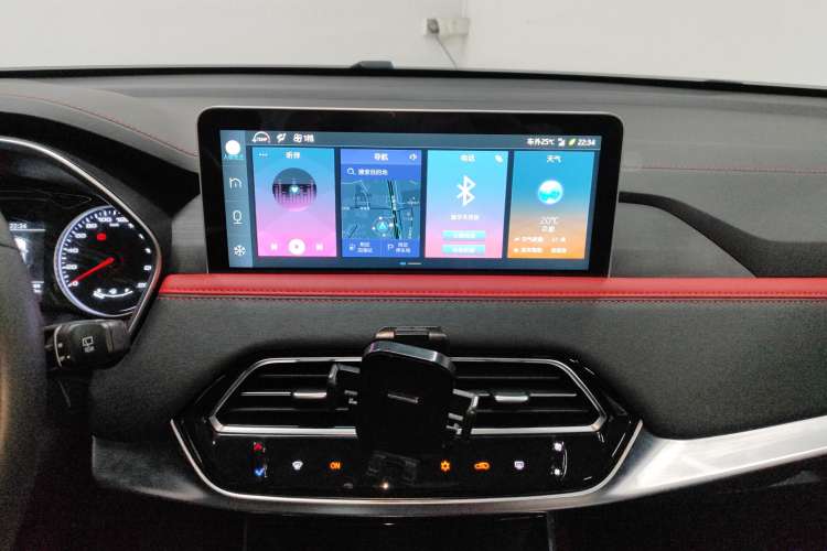 Used SOL X8 2021 300T DCT Leading Smart Connectivity Edition 5-seater