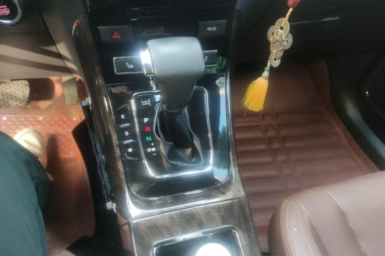 Used Lifan Auto Xuanlang 2017 1.5T Automatic Luxury Model