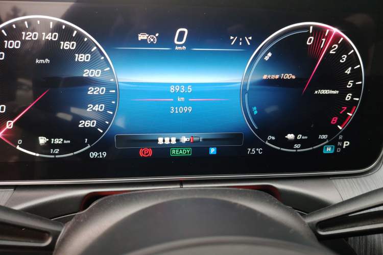 Used Mercedes-Benz C-Class New Energy 2023 C 350 eL Odometer Close Up