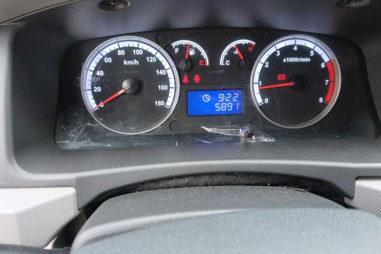 Used Foton Scenic G7 2021 2.4L Gasoline Commercial & Travel Version Long Wheelbase High-Roof 10-Seater Bus 4K22D4M
