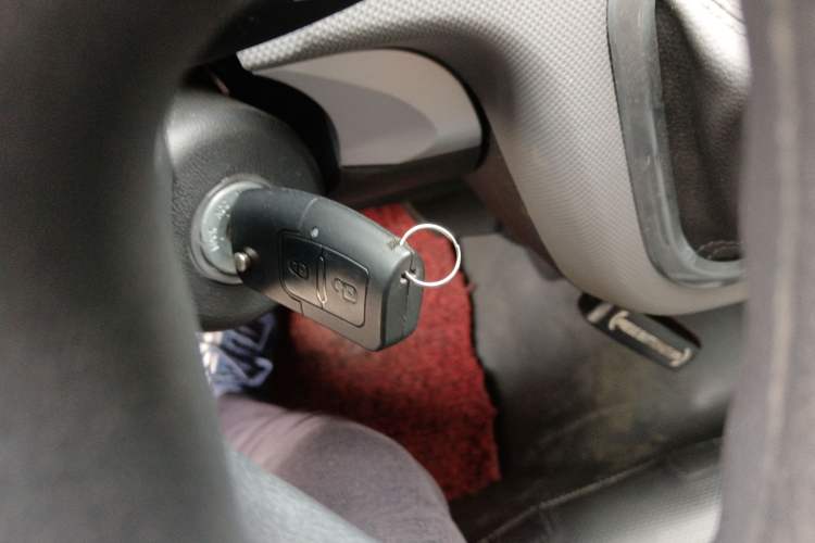 Used Foton Scenic G7 2021 2.4L Gasoline Commercial & Travel Version Long Wheelbase High-Roof 10-Seater Bus 4K22D4M
