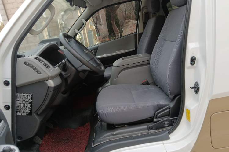 Used Foton Scenic G7 2021 2.4L Gasoline Commercial & Travel Version Long Wheelbase High-Roof 10-Seater Bus 4K22D4M
