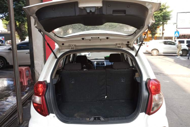 Used Changan CX20 2014 1.4L IMT Sunroof Navigation Version China V Standard