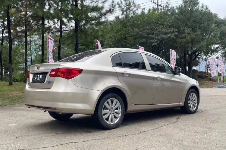 Used Roewe 350 2015 1.5L Manual Luxury Sunroof Edition