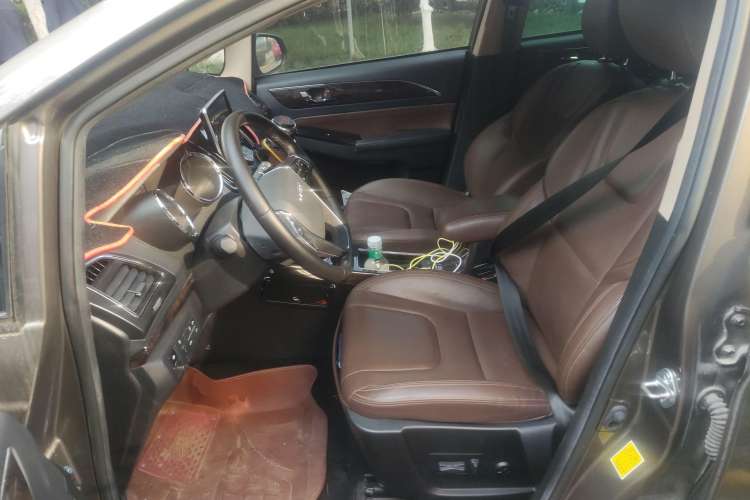 Used Lifan Auto Xuanlang 2017 1.5T Automatic Luxury Model