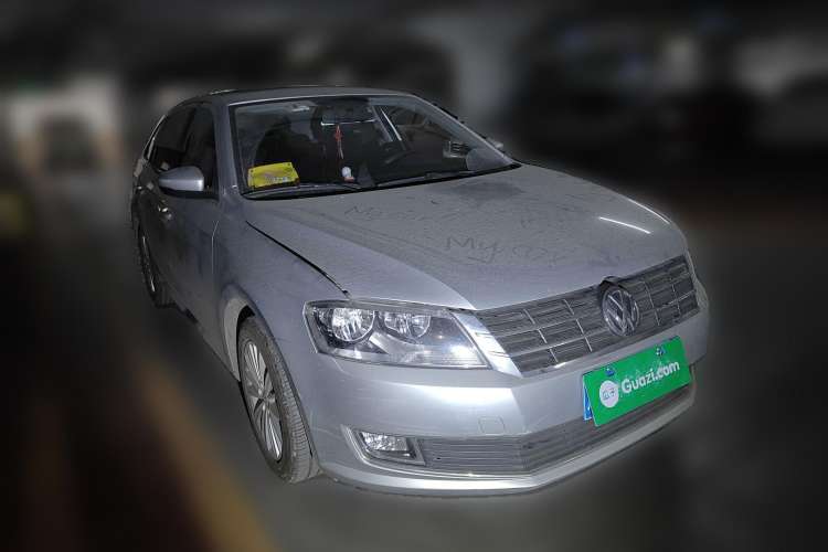 Used Volkswagen Gran Lavida 2013 1.6L Automatic Comfort Model
