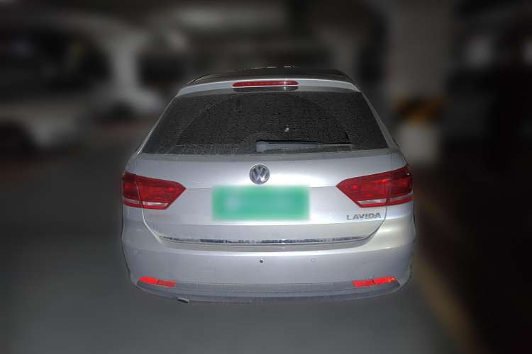 Used Volkswagen Gran Lavida 2013 1.6L Automatic Comfort Model
