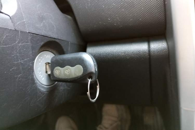 Used Changan CX20 2014 1.4L IMT Sunroof Navigation Version China V Standard