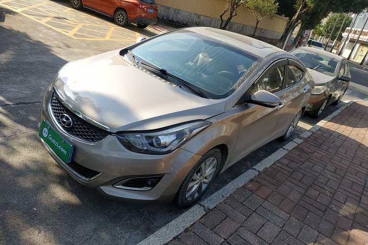 Used Hyundai Elantra (5th Generation / Langdong) 2016 1.6L Automatic Prestige Model