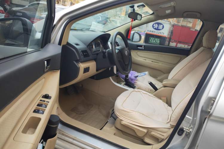 Used BAIC Off-Road E Series 2013 Sedan 1.5L Automatic Lotte Edition