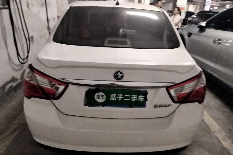 Used Venucia D50 2015 1.6L Automatic Fashion Edition
