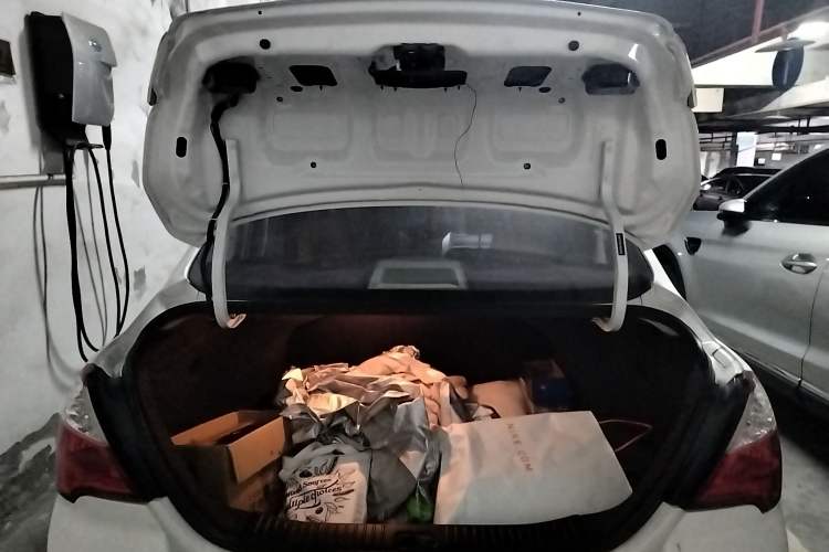 Used Venucia D50 2015 1.6L Automatic Fashion Edition
