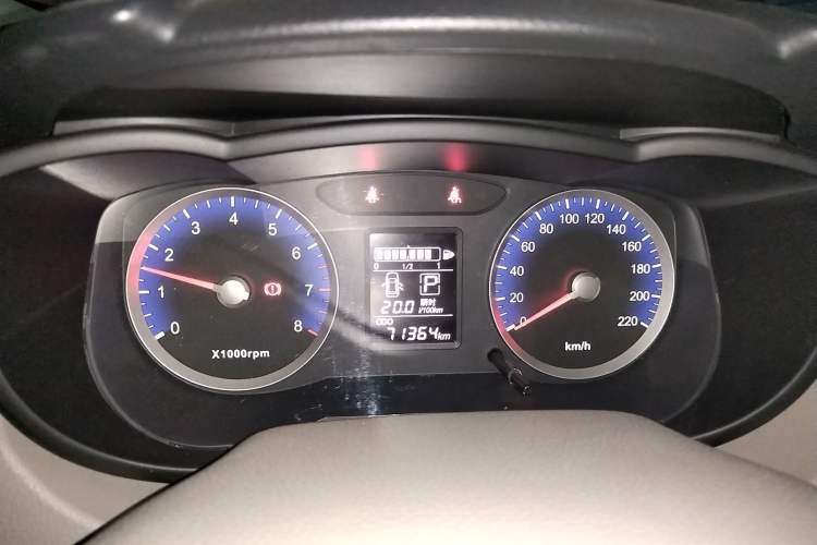 Used Venucia D50 2015 1.6L Automatic Fashion Edition
