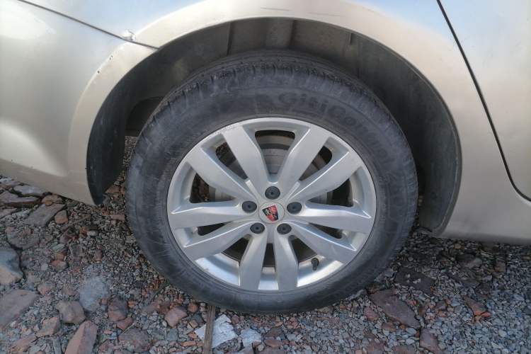 Used Roewe 350 2015 1.5L Manual Luxury Sunroof Edition