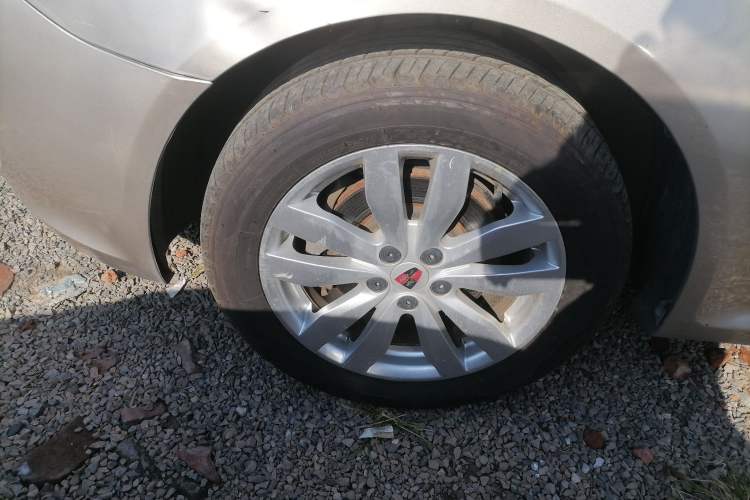 Used Roewe 350 2015 1.5L Manual Luxury Sunroof Edition