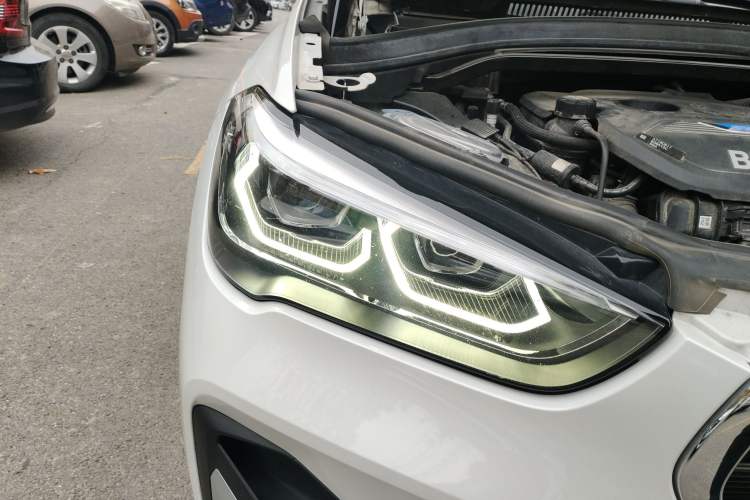 Used BMW X1 New Energy 2020 xDrive30Le Premium Edition Right Front Headlight