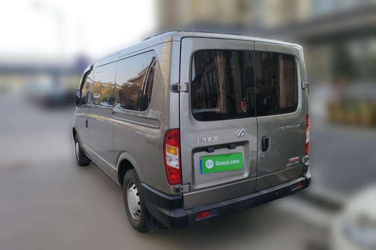 Used SAIC MAXUS 2015 2.5T AMT Aoyuntong Edition Short Wheelbase Low Roof
