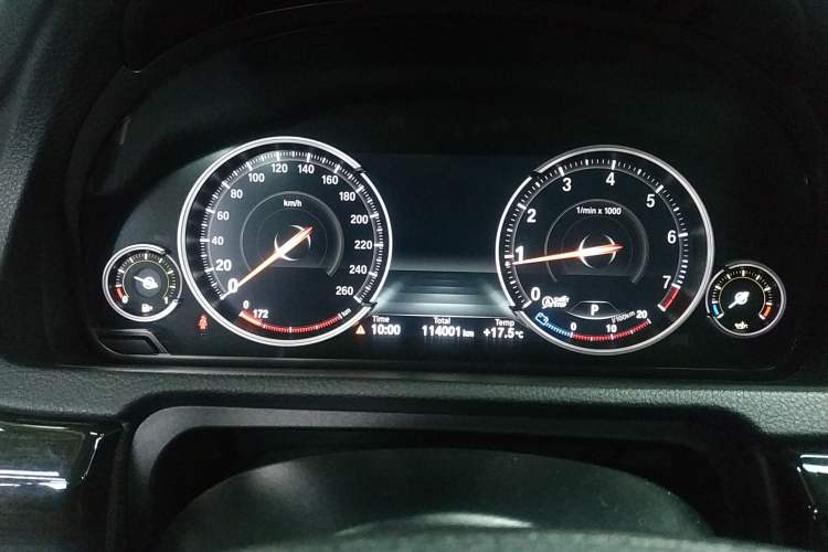 Used BMW 5 Series GT 2017 528i Leading Model