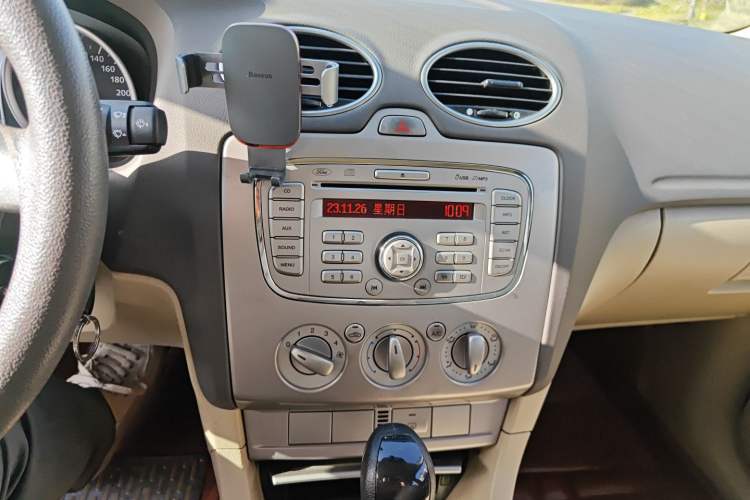 Used Ford Focus 2009 Hatchback 1.8L Automatic Fashion Edition
