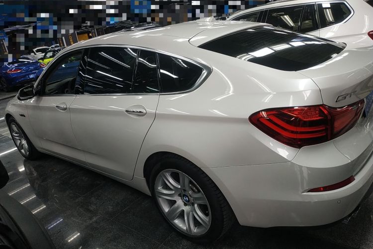 Used BMW 5 Series GT 2017 528i Leading Model