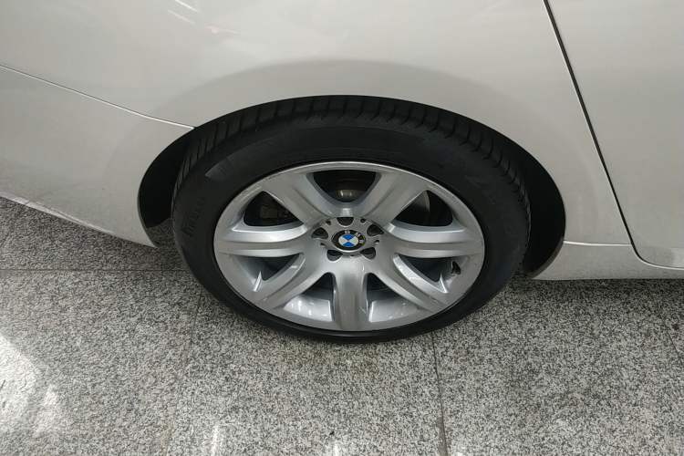 Used BMW 5 Series GT 2017 528i Leading Model