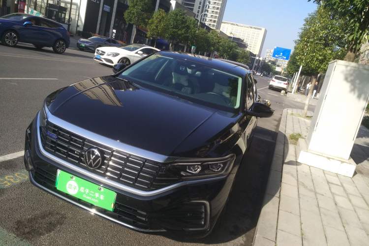 Used Volkswagen Passat New Energy 2022 430 PHEV Hybrid Luxury Edition