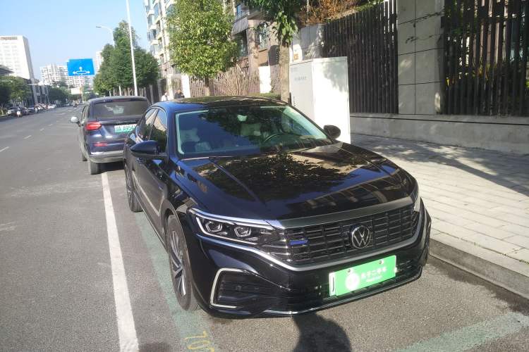 Used Volkswagen Passat New Energy 2022 430 PHEV Hybrid Luxury Edition
