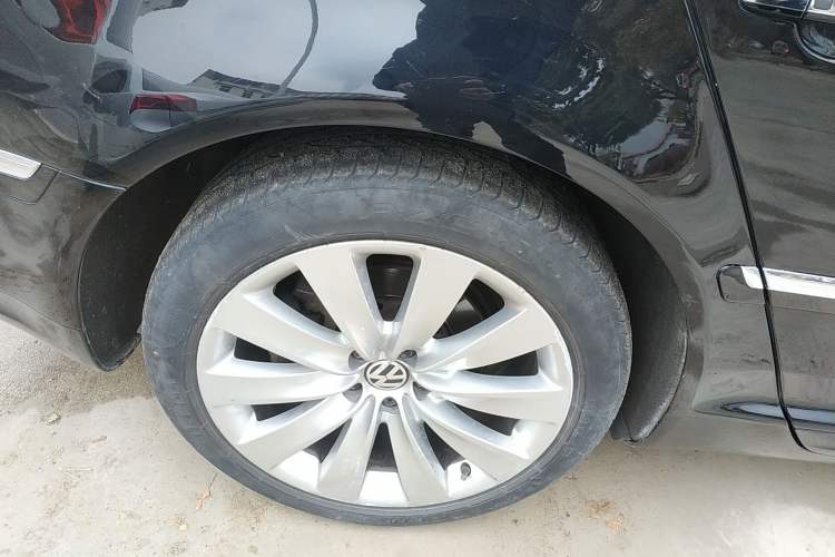 Used Volkswagen Phaeton 2012 3.6L Deluxe Custom Edition
