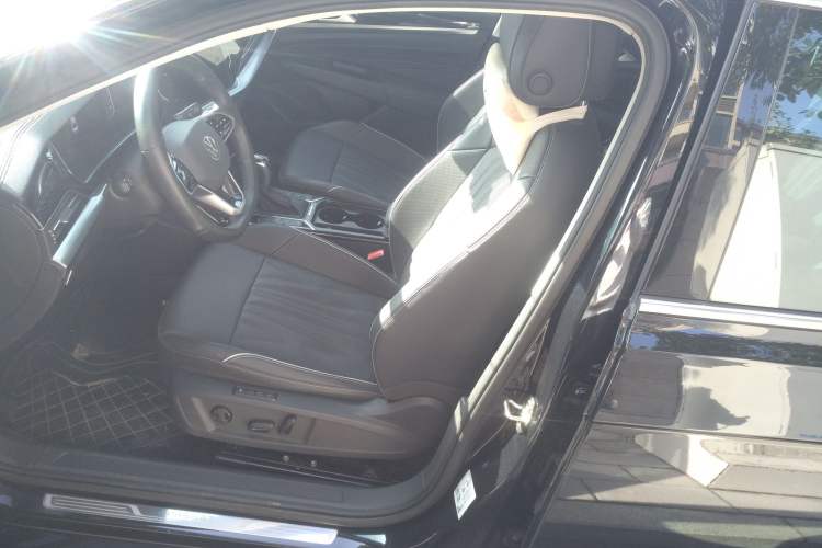 Used Volkswagen Passat New Energy 2022 430 PHEV Hybrid Luxury Edition
