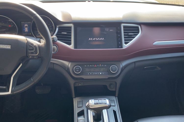 Used Haval H6 Coupe 2019 1.5T Automatic Two-Wheel Drive Luxury Smart Connectivity Version China VI Standard
