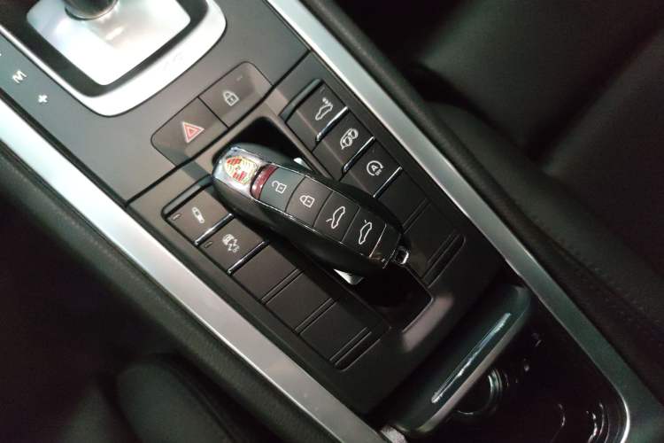 Used Porsche 718 2022 Boxster 2.0T
