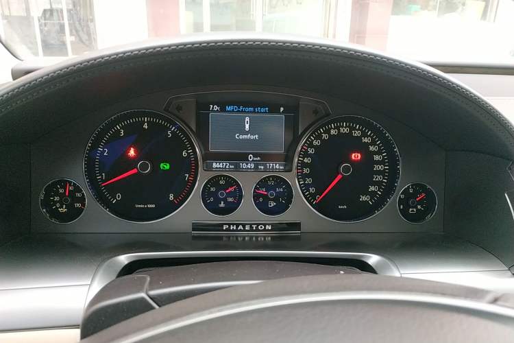 Used Volkswagen Phaeton 2012 3.6L Deluxe Custom Edition
