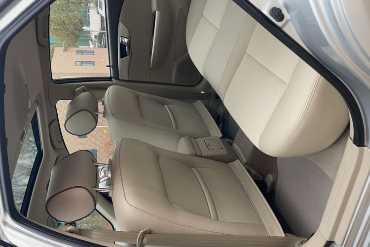 Used Buick Excelle 2015 1.5L Manual Classic Trim
