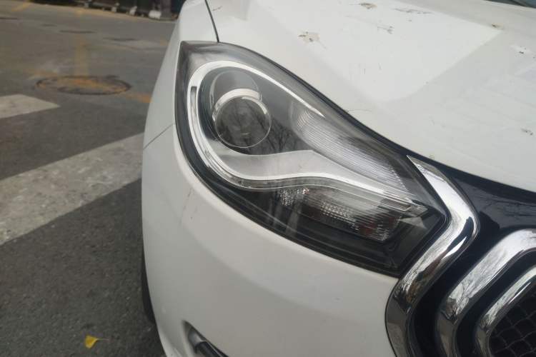 Used JAC iEV 2015 iEV5