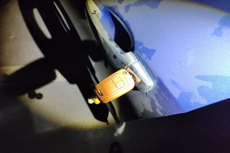 Used Chevrolet Aveo Sonic 2011 Sedan 1.4L MT SL
