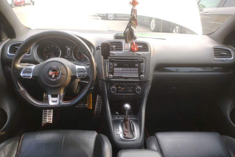 Used Volkswagen Golf 2010 2.0 TSI GTI
