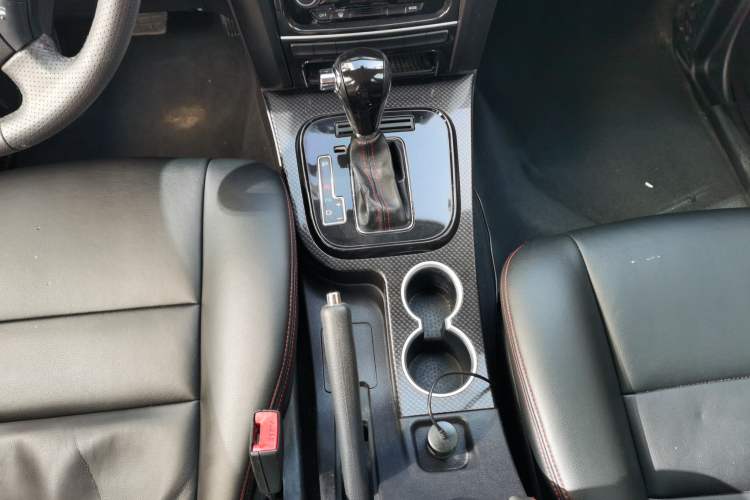 Used Haval H5 Classic 2015 2.0T Diesel Automatic Two-Wheel Drive Advanced Version