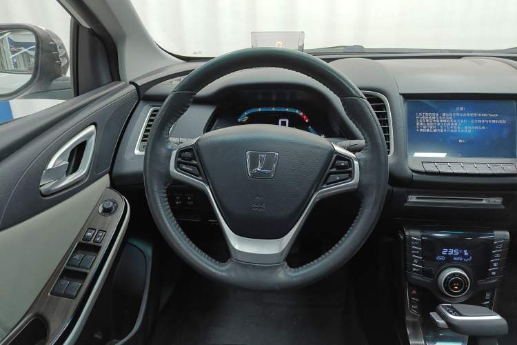 Used Luxgen 5 2015 1.8T Automatic Flagship Model
